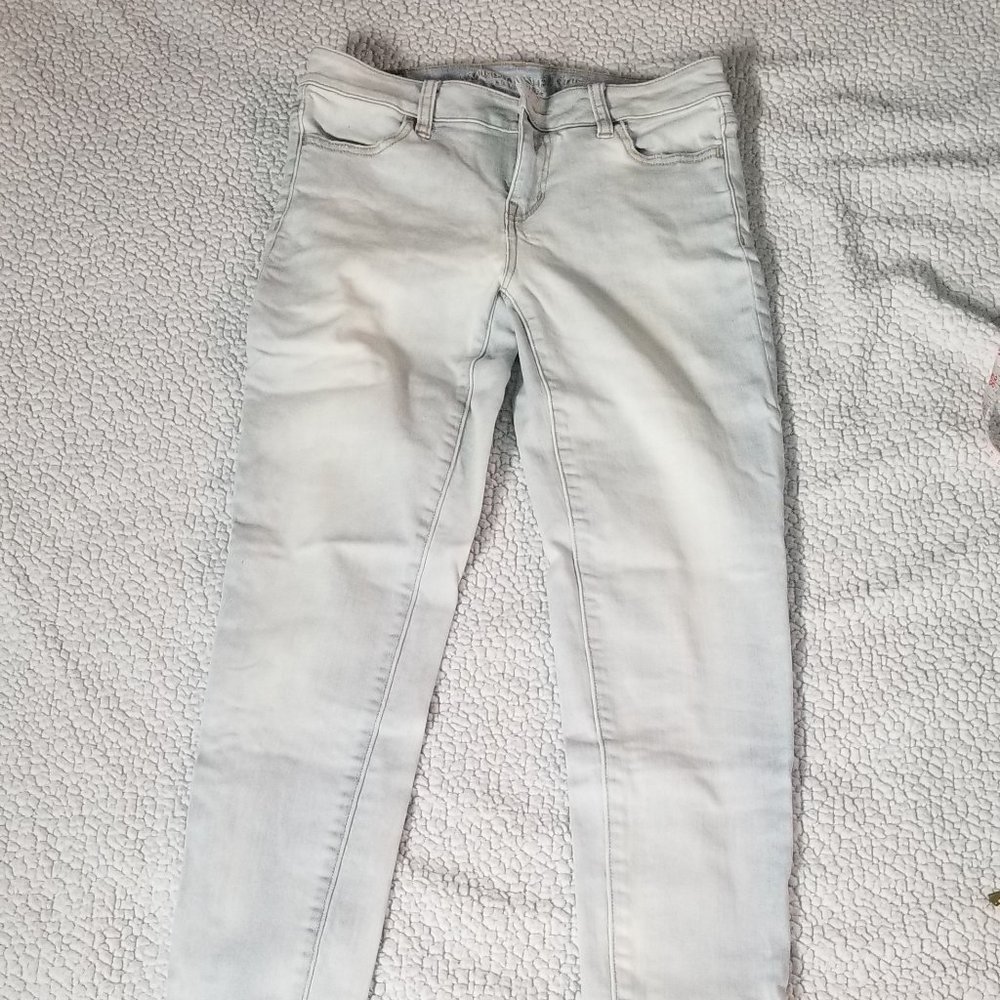 American Eagle next level jegging